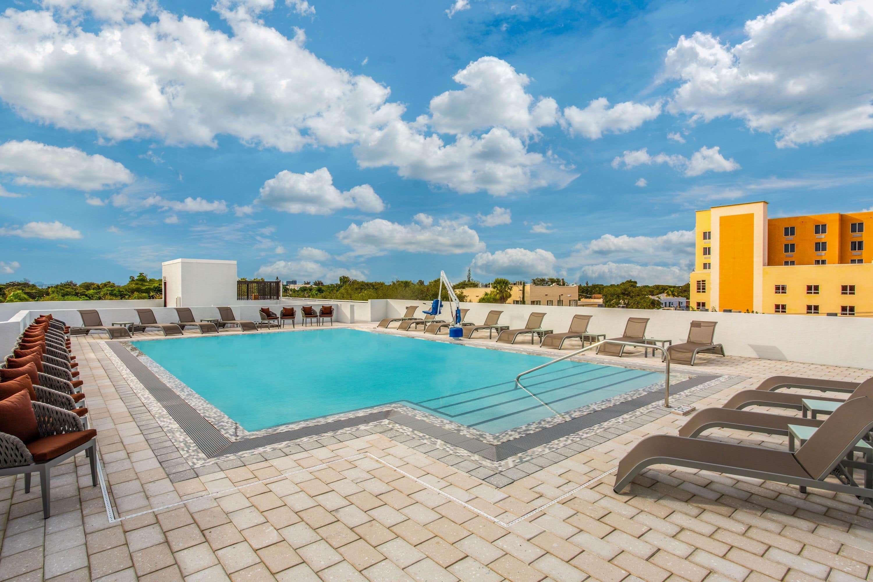 Wyndham Garden Ft Lauderdale Airport & Cruise Port Hotel Dania Beach Ngoại thất bức ảnh